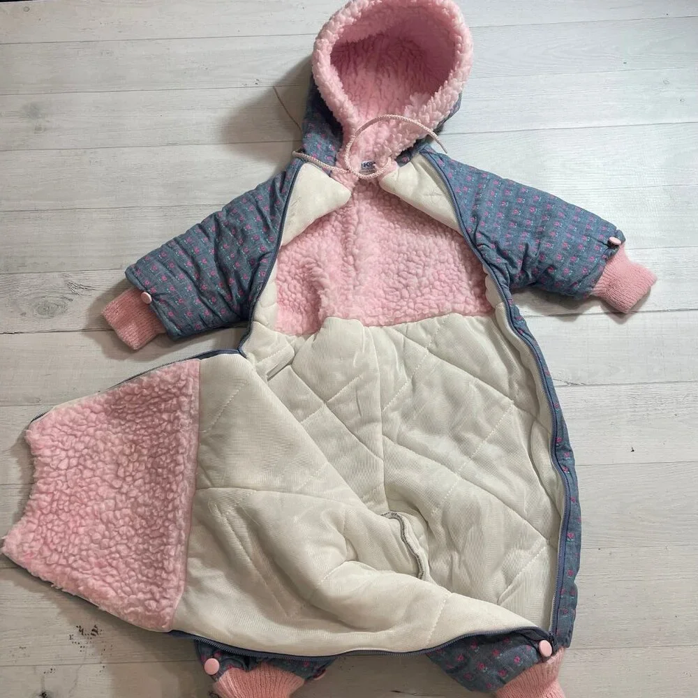 Vintage OshKosh B’Gosh tulip hearts baby bunting snowsuit‎ 12 months
